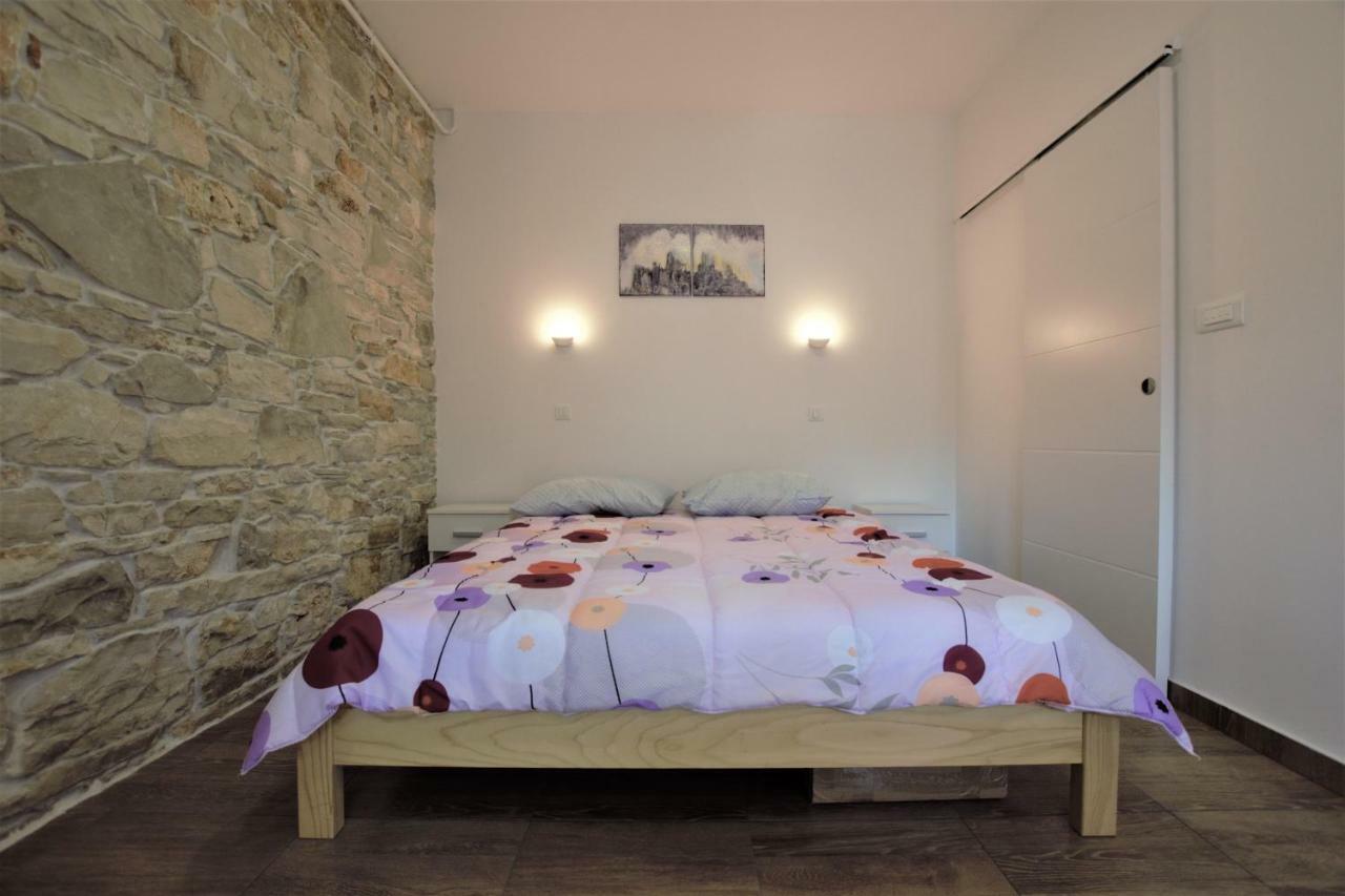 Studio apartman Danijela Pula Bagian luar foto